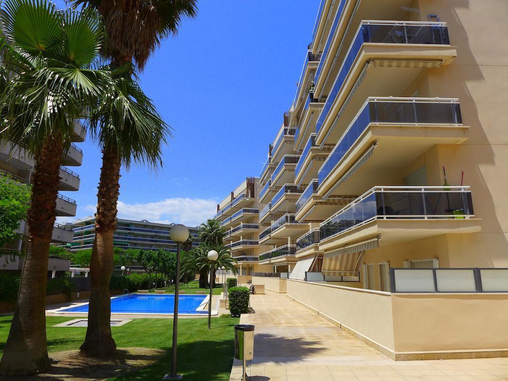 Rentalmar Ventura Village Салоу Екстер'єр фото