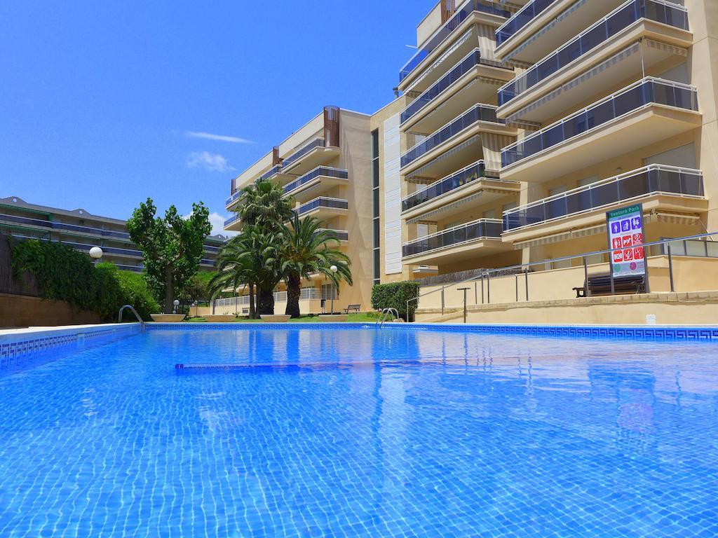 Rentalmar Ventura Village Салоу Екстер'єр фото