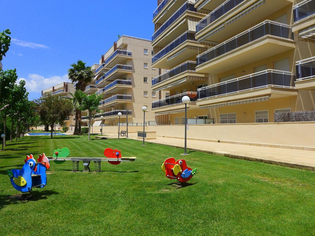 Rentalmar Ventura Village Салоу Екстер'єр фото