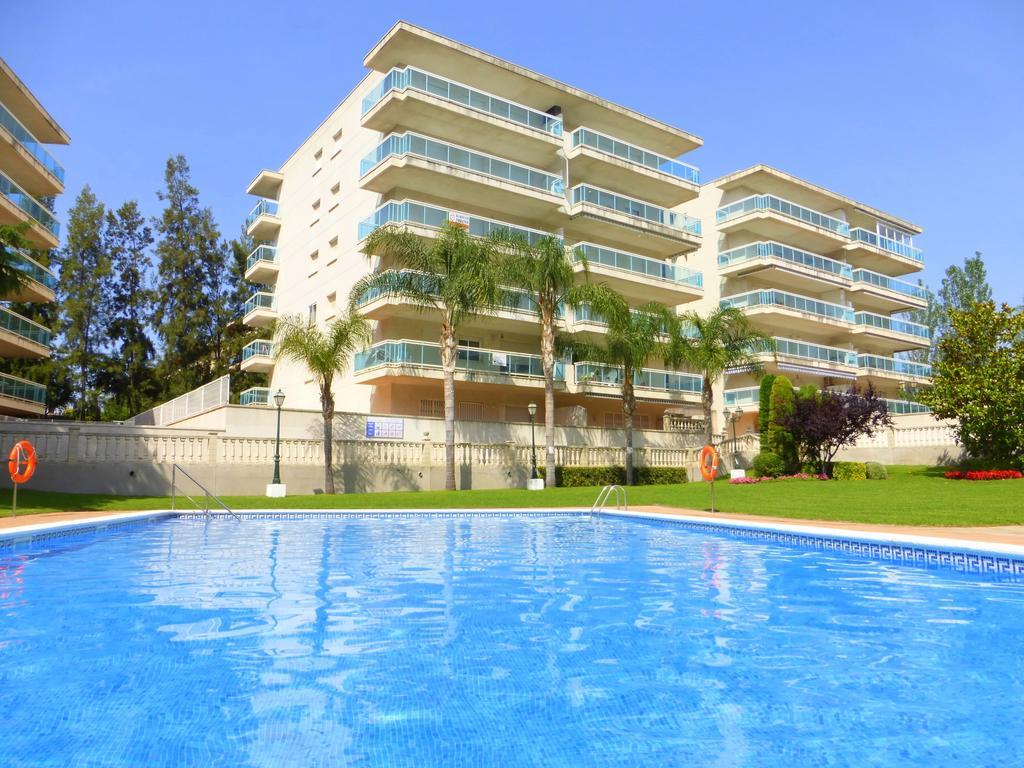 Rentalmar Ventura Village Салоу Екстер'єр фото